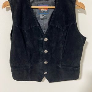 Cripple Creek Women’s 100% suede leather vest